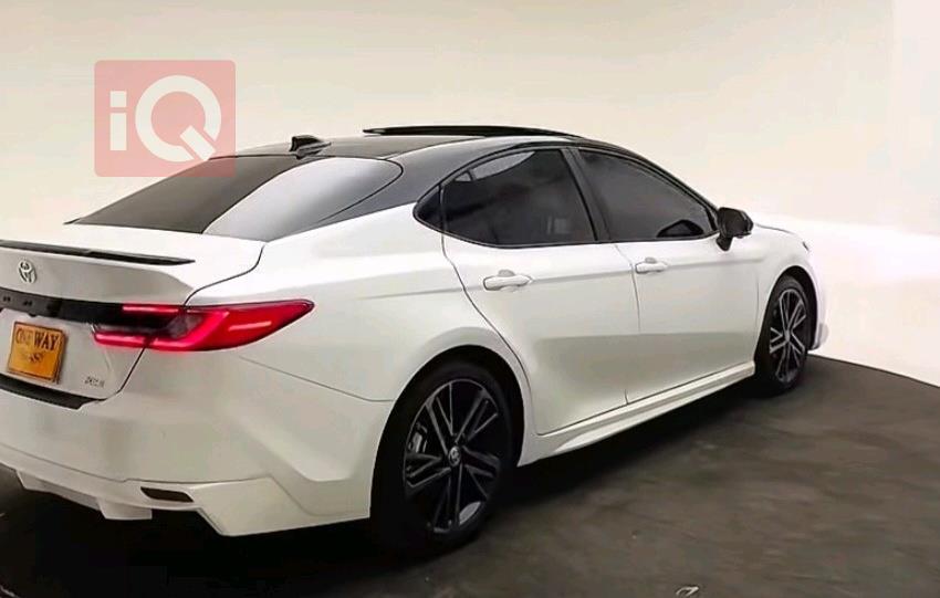 تويوتا كامري